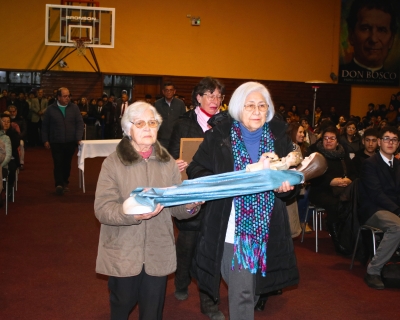 Colegio Salesiano de Concepción celebra a María Auxiliadora y honra a las madres con festividad especial