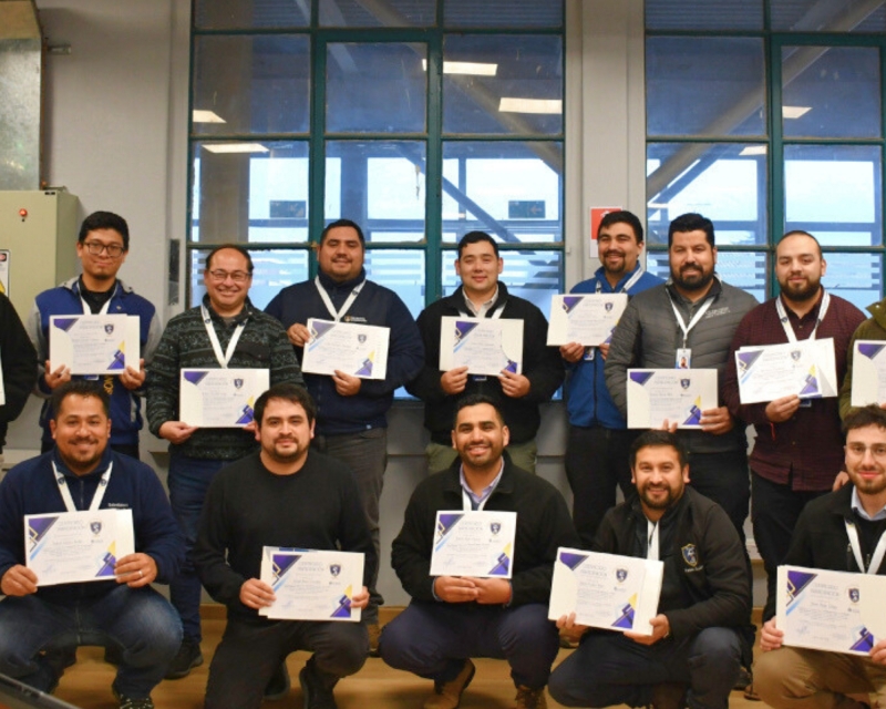 Profesor Juan Manríquez representa al Colegio Salesiano de Concepción en primer Seminario Nacional de Automatización