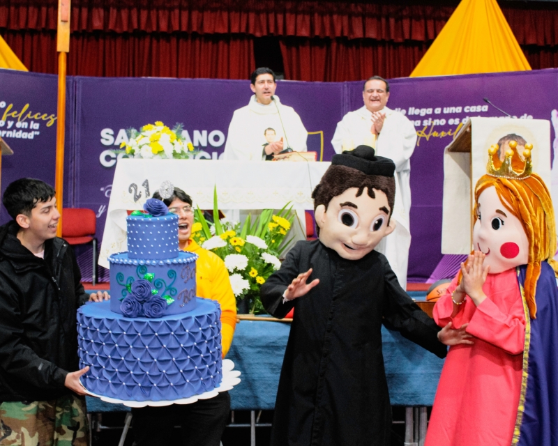 Comunidad Salesiana celebra los 210 años del natalicio de Don Bosco