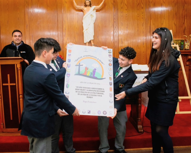 Colegio Salesiano Recibe Imagen Peregrina en el Marco del Año de la Oración 2025
